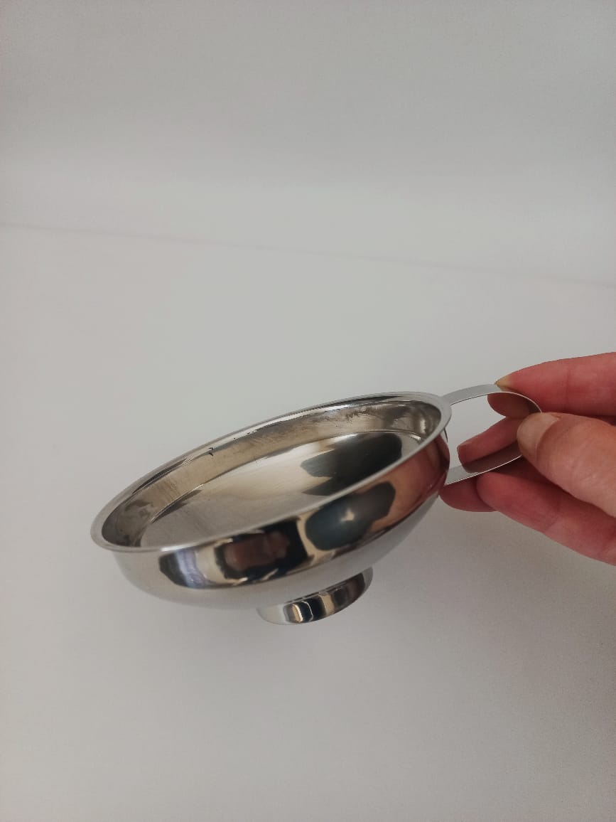 ce853b4c-6701-4fb5-a9e3-2283c546b32b